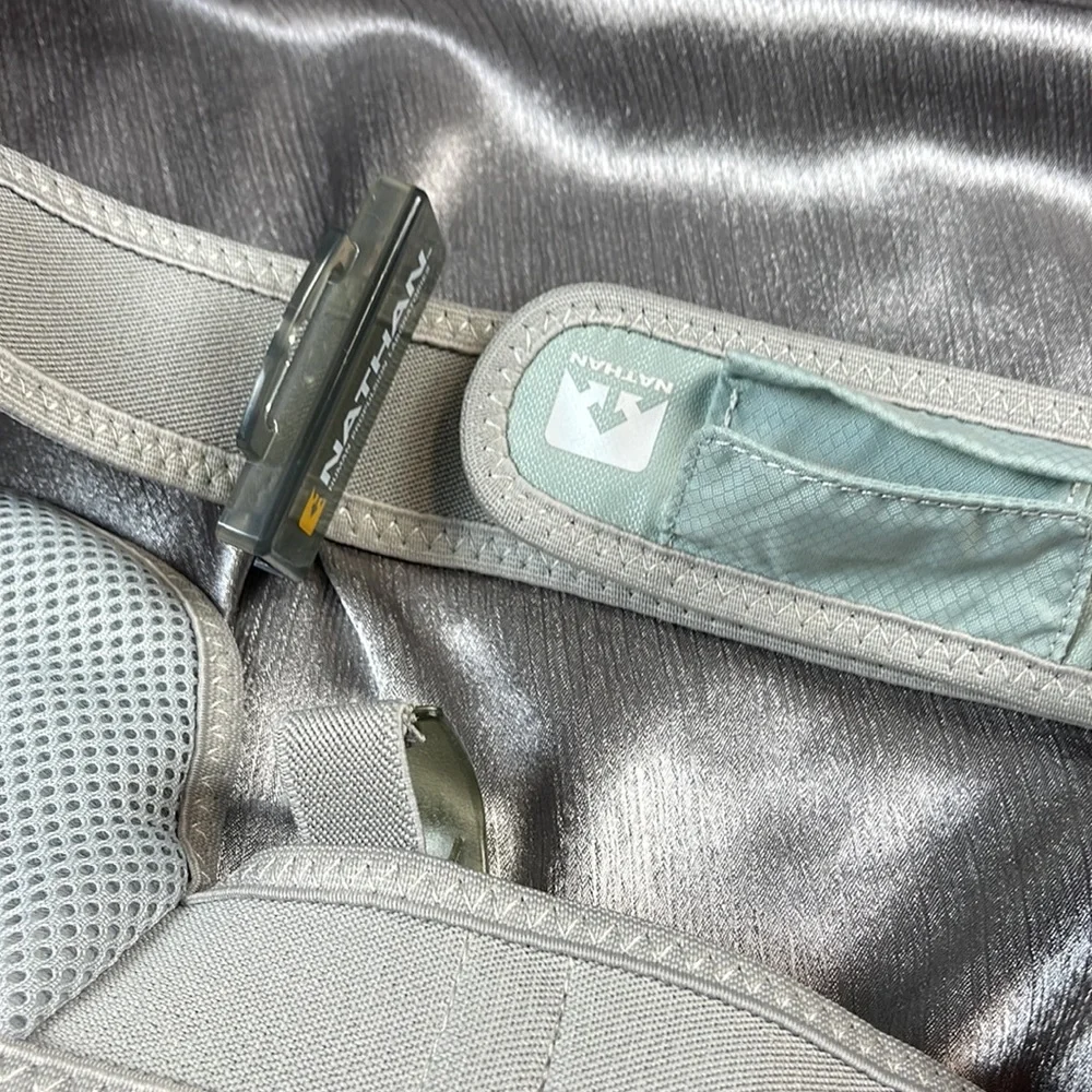 NATHAN RUNNING HYDRATION BELT Trail Mix Hydration Gray Adjustable Unisex - Picture 6 of 12